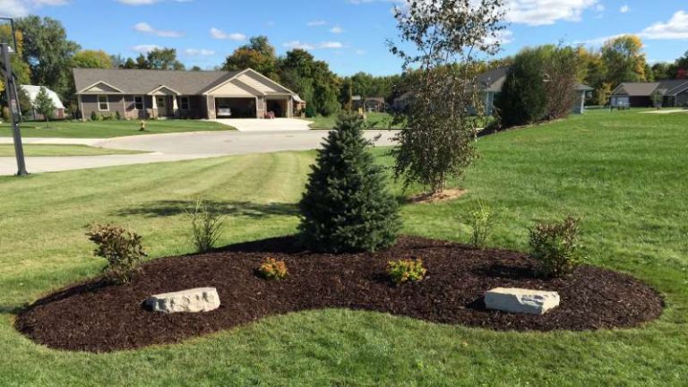 Why You Should Add Fresh Mulch to Your Landscape & Garden Beds