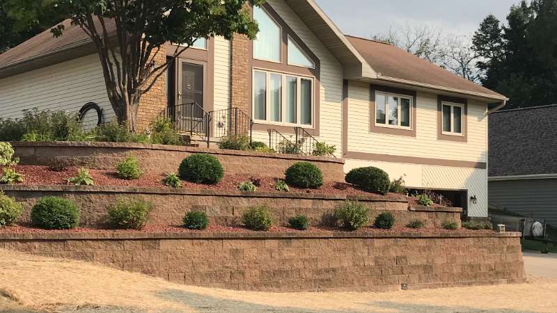 retaining wall construction in Brown County, WI